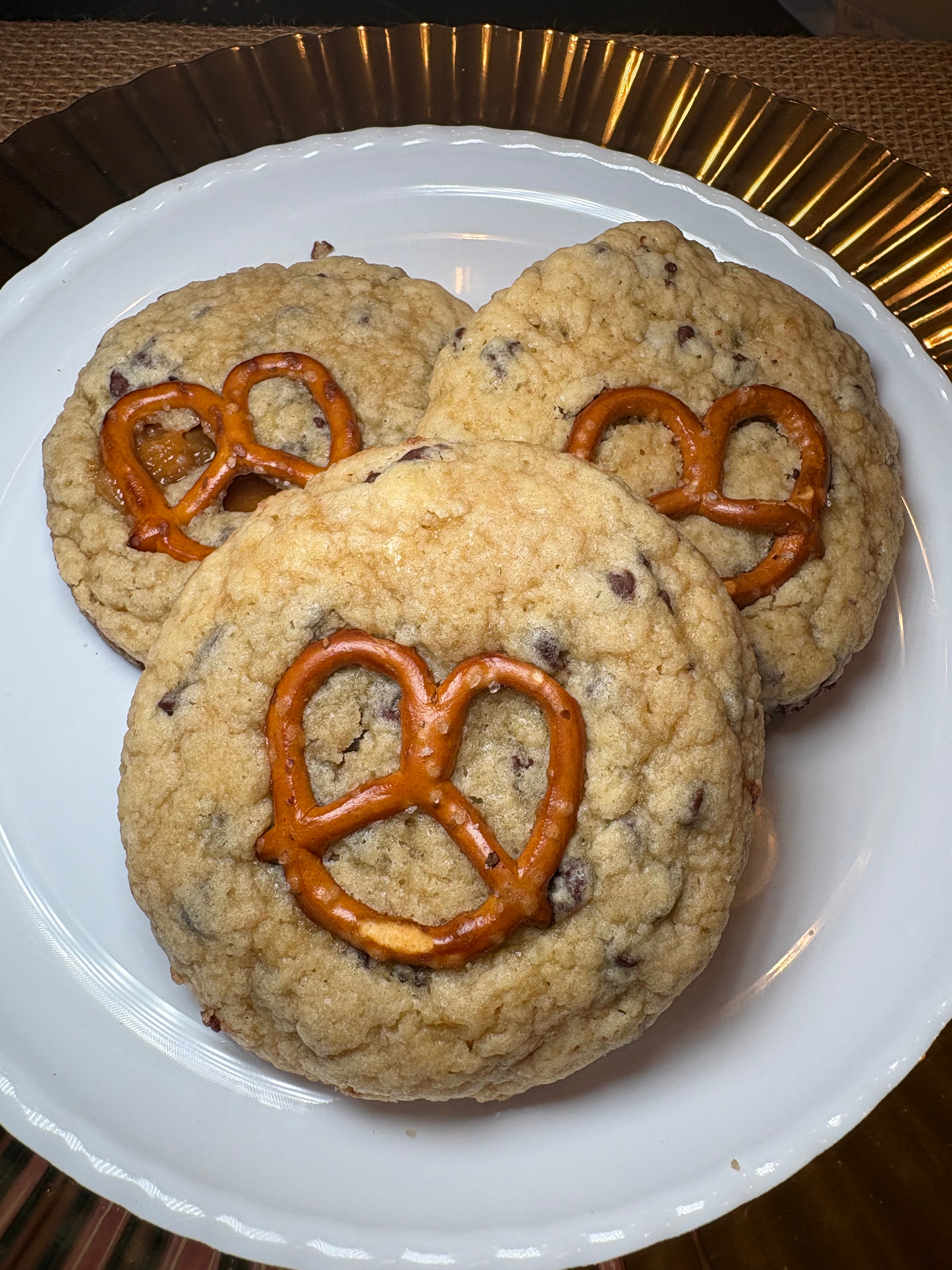 Salted Caramel Pretzel Cookie ~ Pack of 3